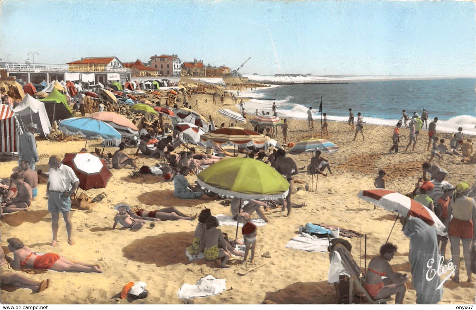 CAPBRETON (40-Landes)  Grande Plage-Tente Parasol Bord De Mer - PETIT FORMAT - VOIR ETAT -  2 SCANS - Capbreton