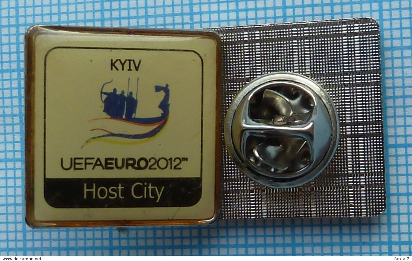 UKRAINE / Badge / POLAND / Pin. Football. Europe Championship. UEFA . EURO 2012. KYIV. Host City. - Voetbal