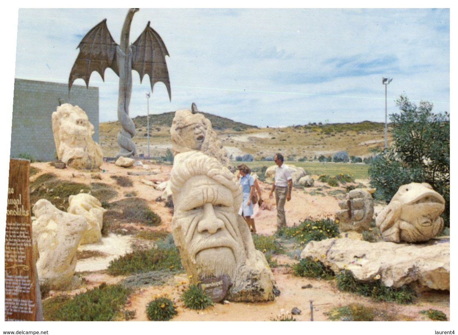 (G 12) Australia - WA - The Rock Shopping Centre Monolith Display - Yanchep - Kalgoorlie / Coolgardie