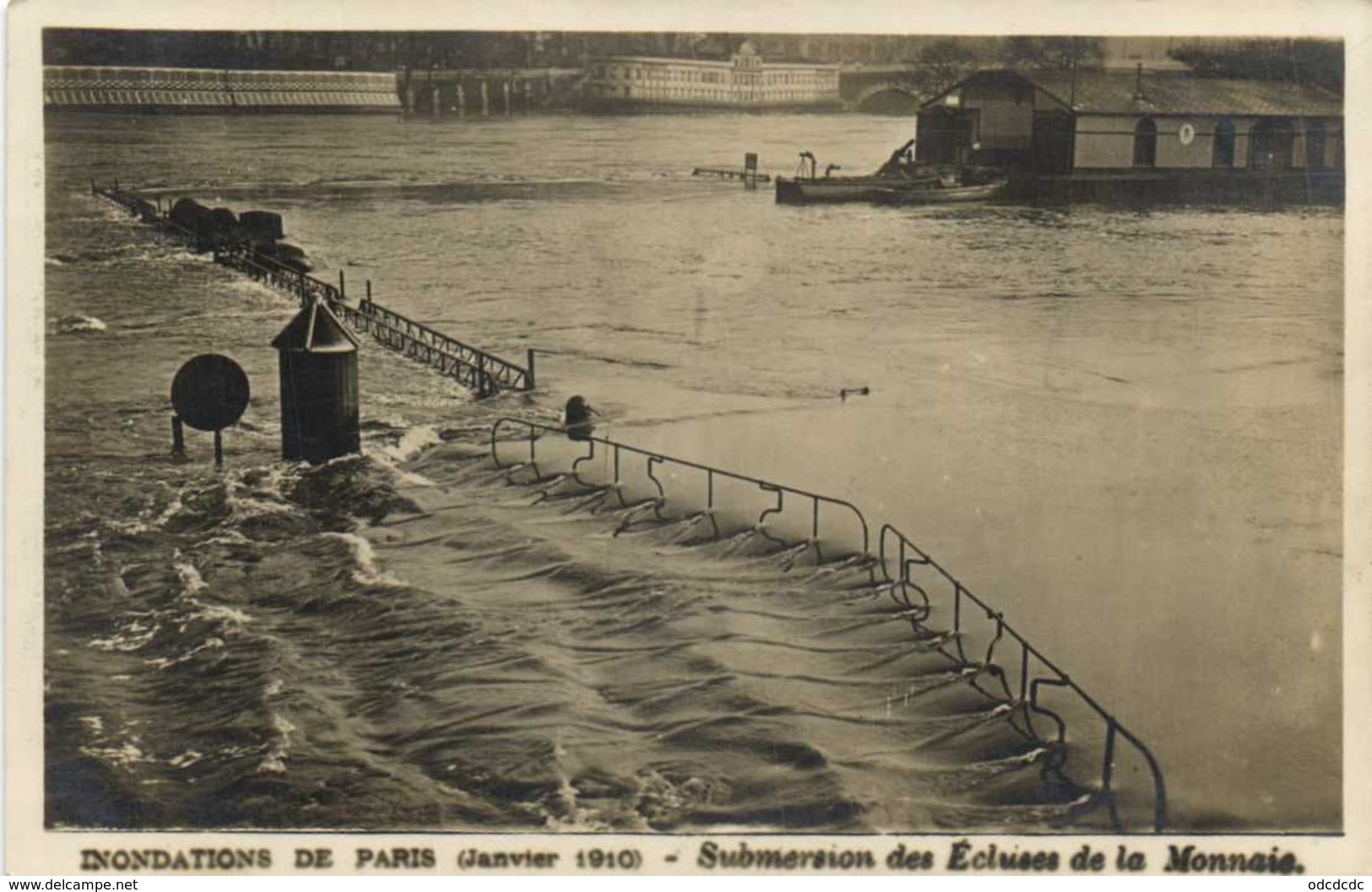 DESTOCKAGE BON LOT 100 CPA  INONDATIONS PARIS 1910   (toutes scanées)