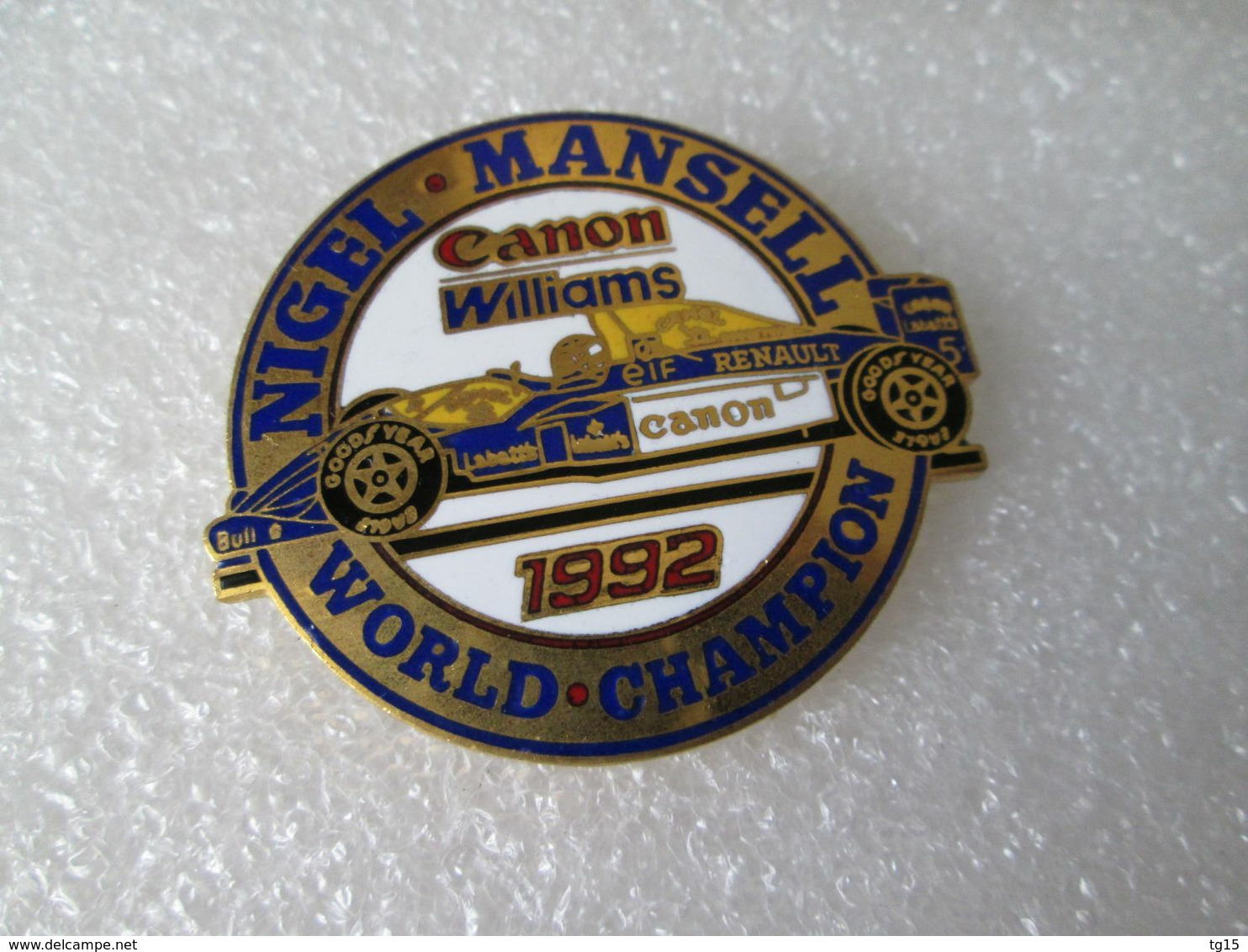 RARE  TOP  BIG PIN'S   FORMULE 1  RENAULT  WILLIAMS  CANON  1992  NIGEL MANSELL WORLD CHAMPION  47x42mm - F1