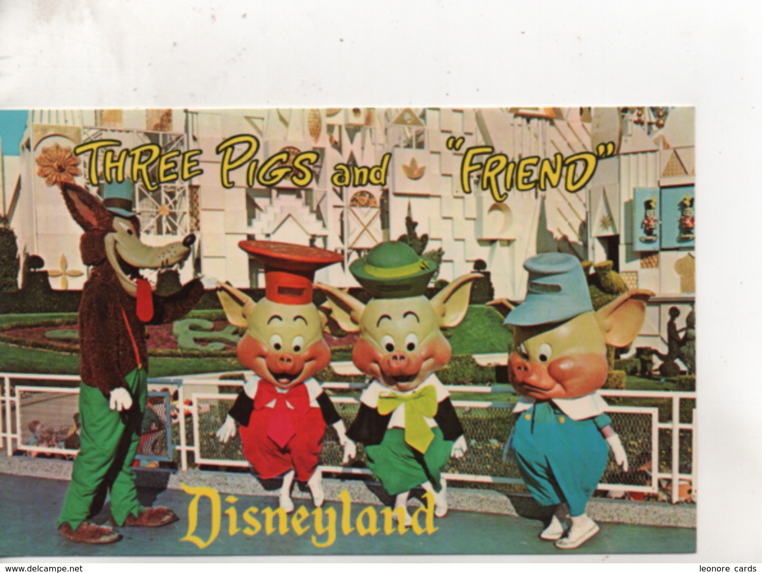CPA.Etats-Unis.Disneyland.Three Pigs And Friend. - Anaheim