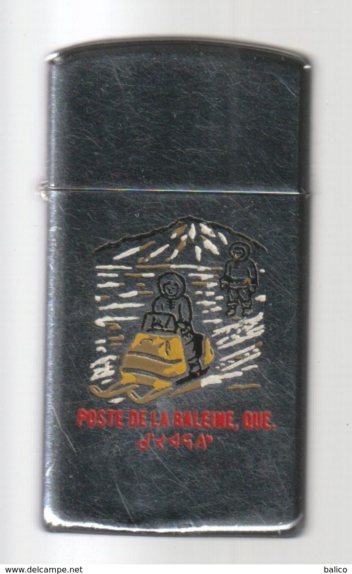 Zippo - Poste De La Baleine - Que  ( ᑰᑦᔪᐊᕌᐱᒃ Ou Kuujjuaraapik ) Chromé, Année 1978 -  Réf, 771 - Zippo