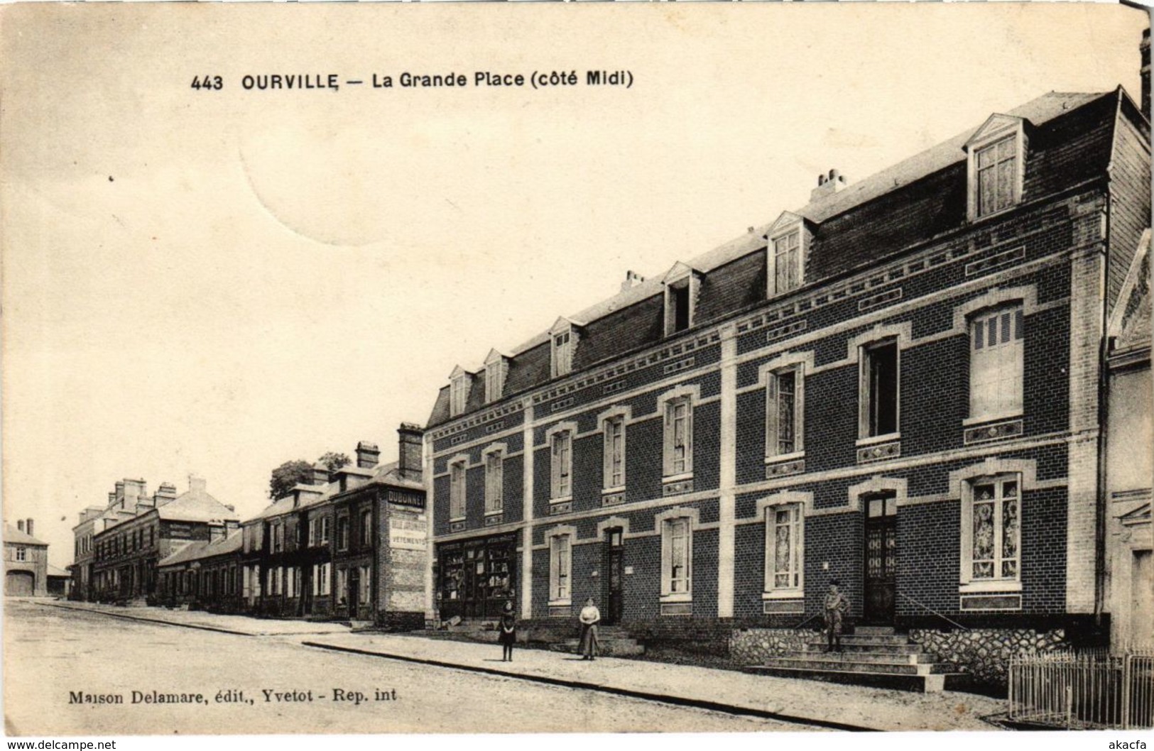 CPA Ourville - La Grande Place (105876) - Ourville En Caux