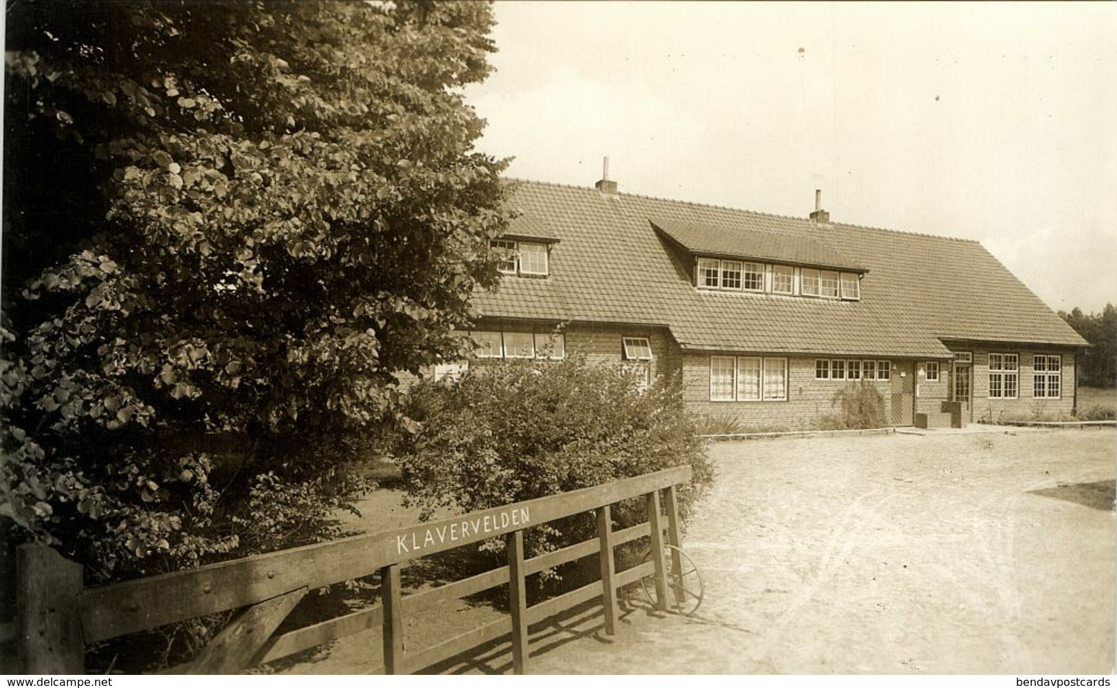 Nederland, BERGEN OP ZOOM, Jeugdherberg Klavervelden (1940s) RPPC Ansichtkaart - Bergen Op Zoom