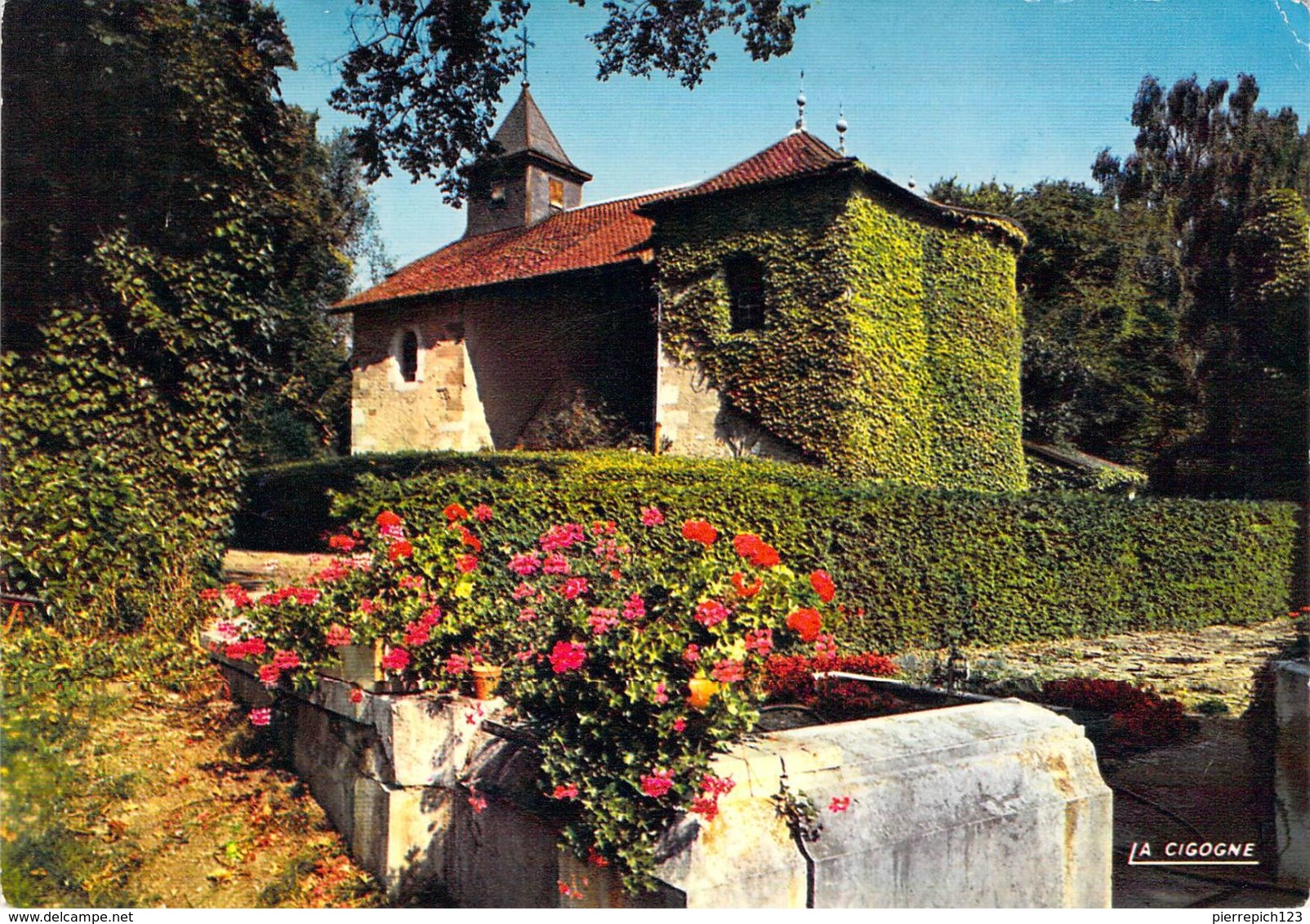 01 - Ferney Voltaire - Chapelle Du Château De Voltaire - Ferney-Voltaire