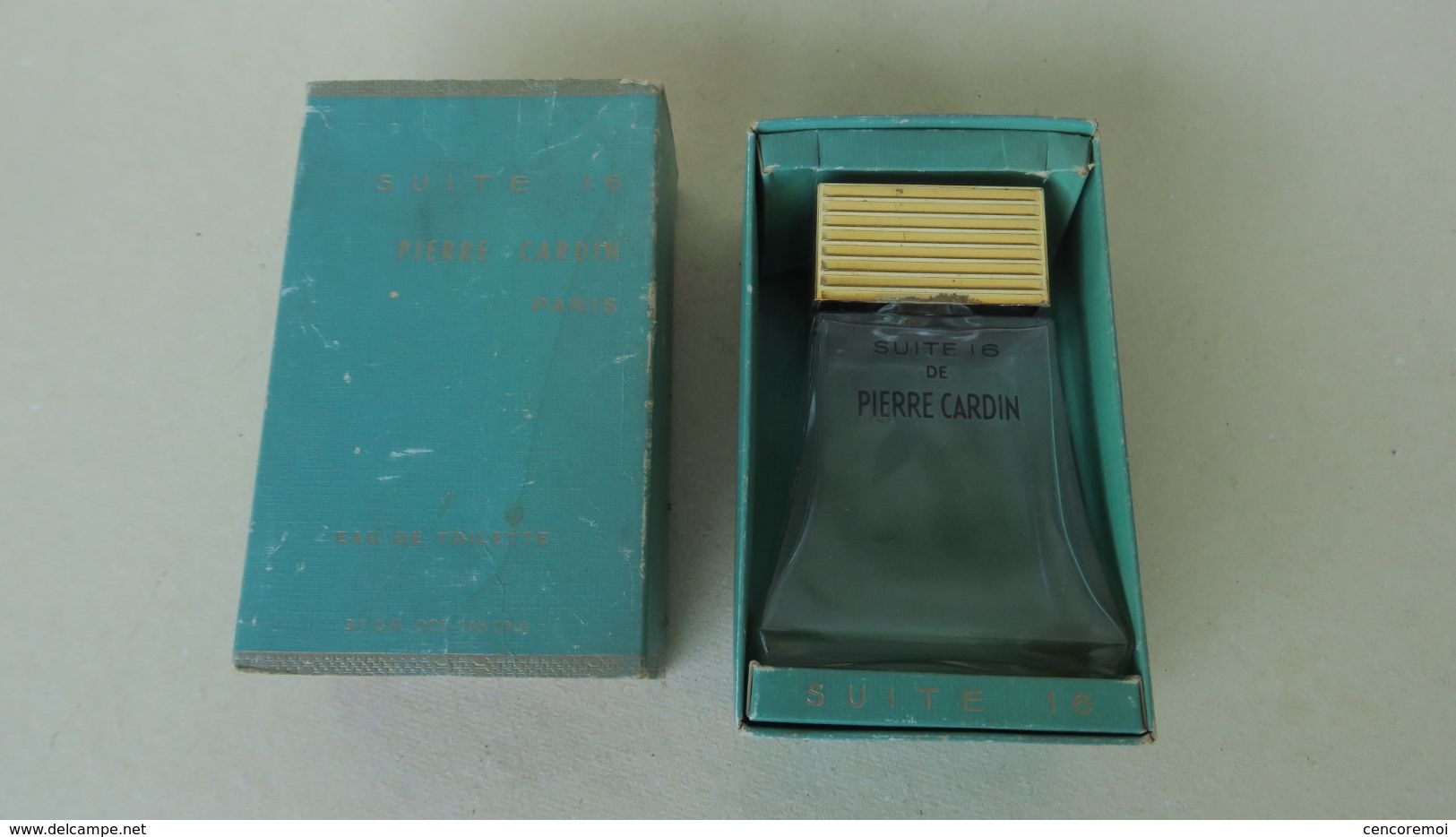 Ancien Flacon à Parfum De Collection, Eau De Toilette Suite 16 De Pierre Cardin - Flakons (leer)