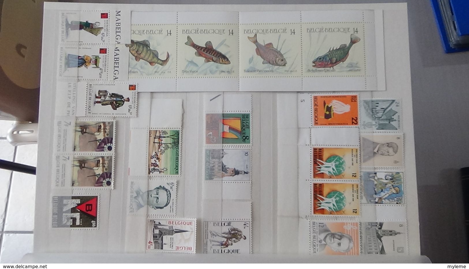 H121 Très belle collection de Belgique en timbres, carnets et blocs **. A saisir !!!