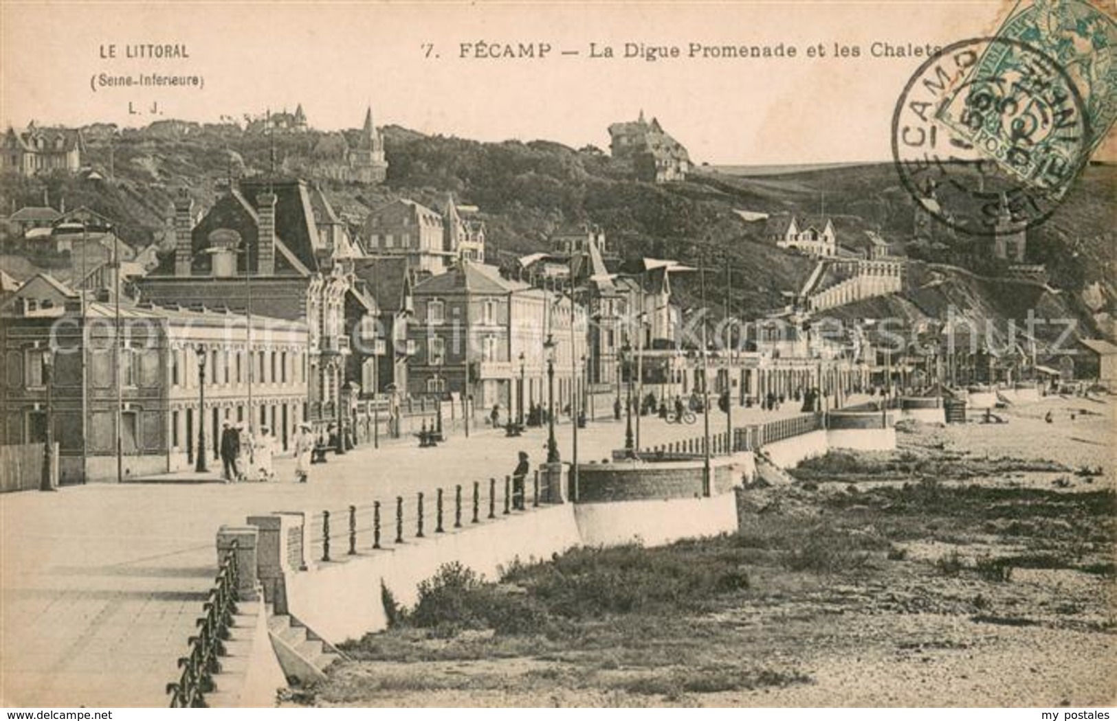 13618595 Fecamp La Digue Promenade Et Les Chalets Fecamp - Fécamp