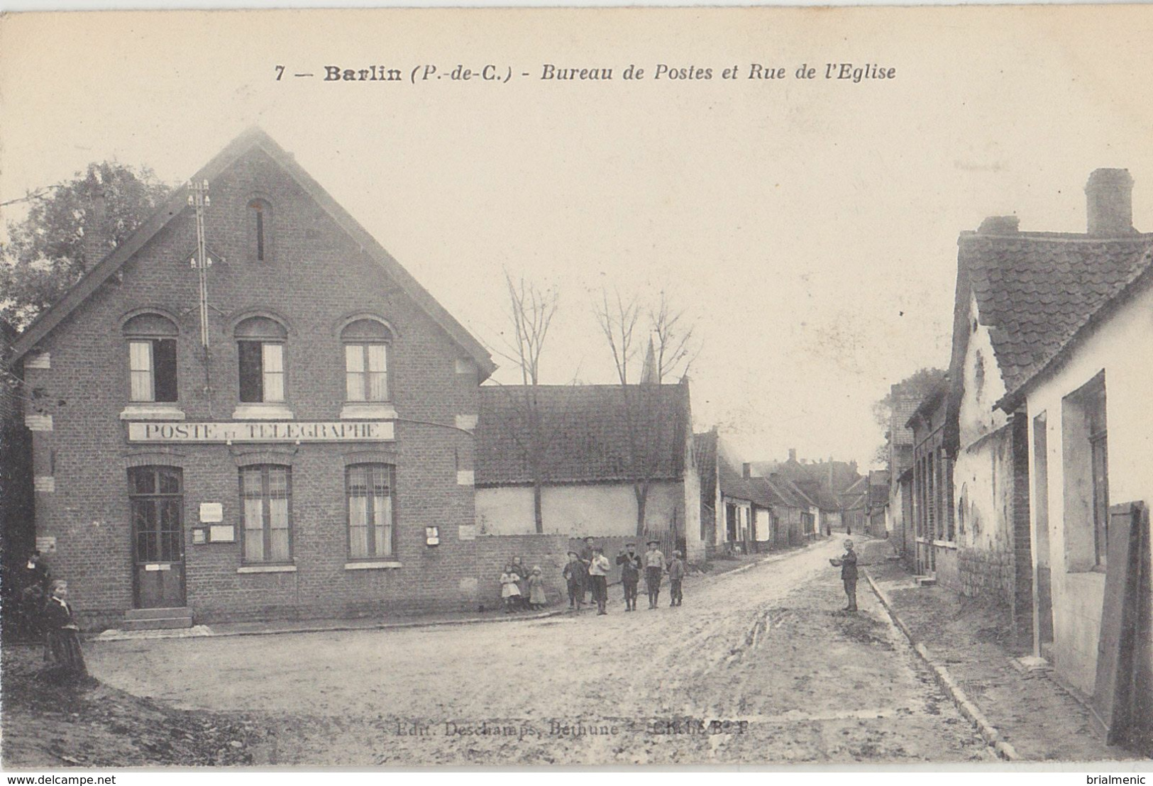 BARLIN   Bureau De Postes Et Rue De L'Eglise - Barlin