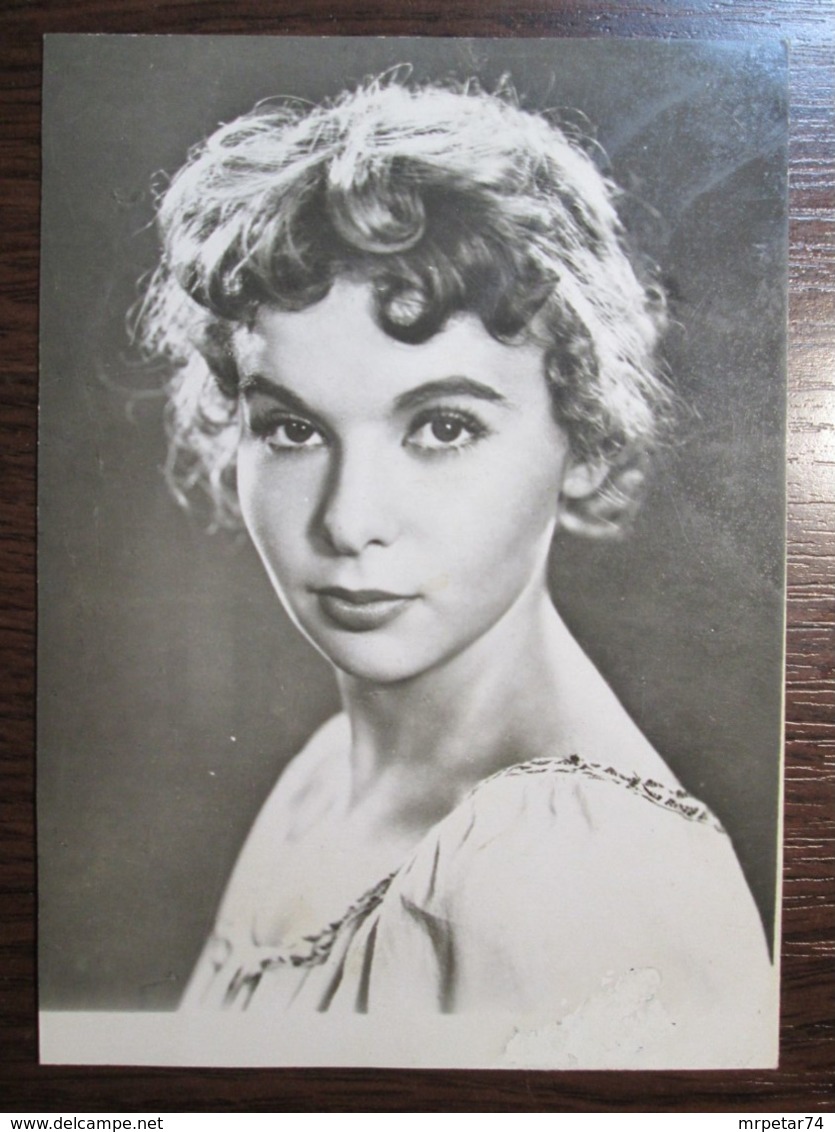 Francoise Arnoul - French Actress / Yugoslavia Edition - Beroemde Vrouwen