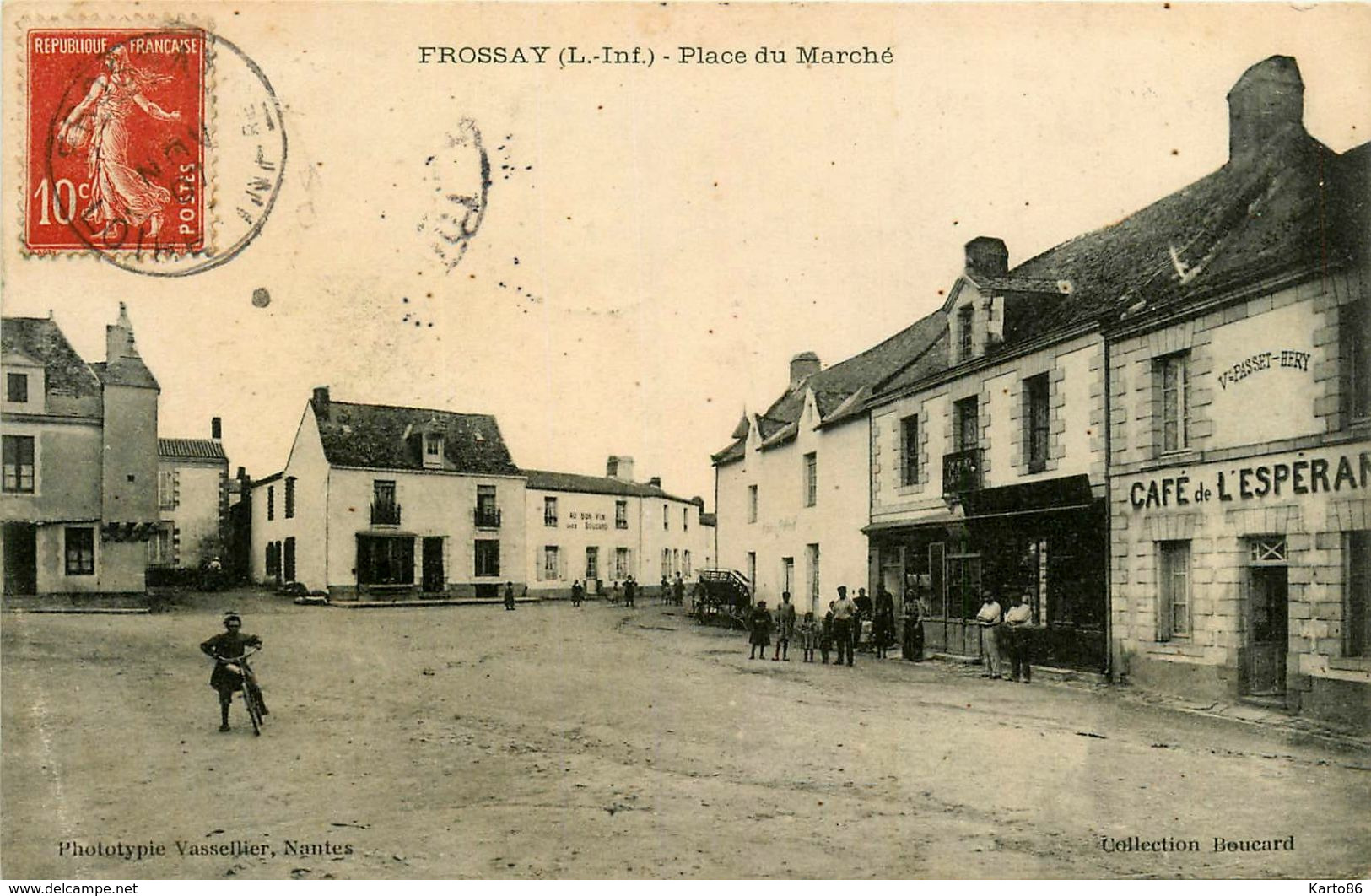 Frossay * Place Du Marché * Café De L'espérance * " Au Bon Vin " Chez BOUCARD - Frossay