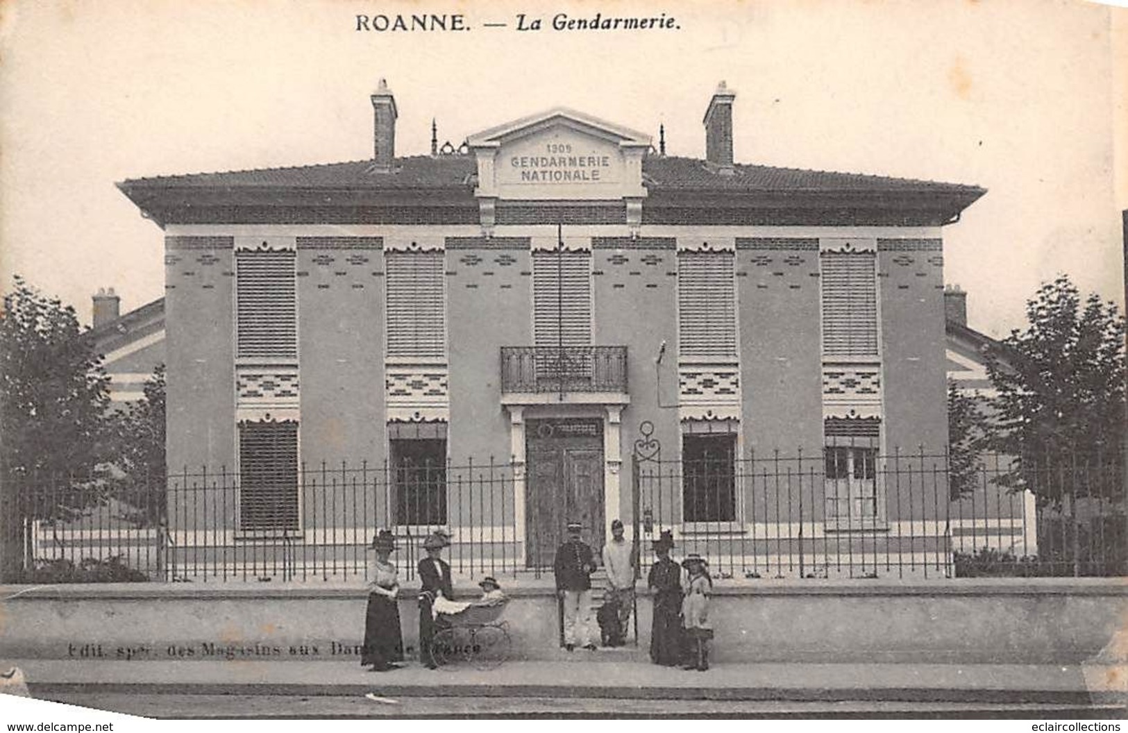 Roanne         42        La Gendarmerie       (voir Scan) - Roanne