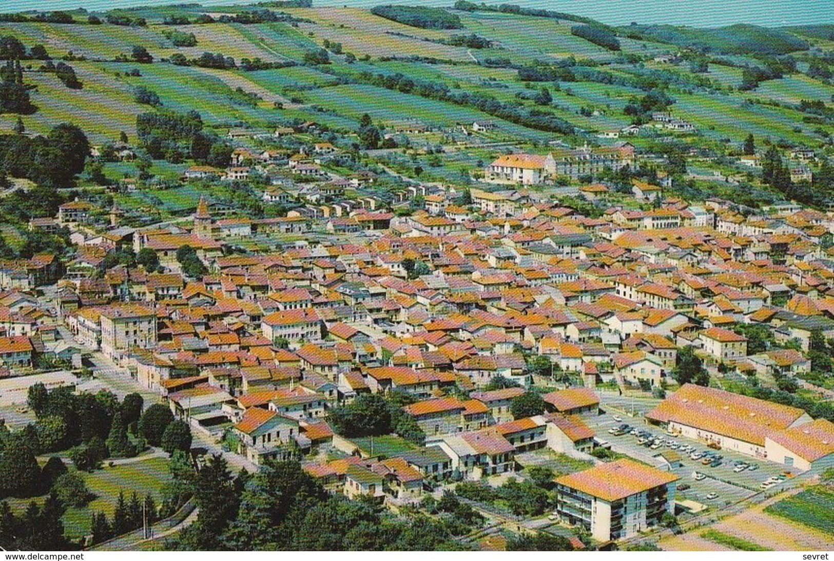 LA COTE SAINT ANDRE. - Vue Générale. CPM - La Côte-Saint-André