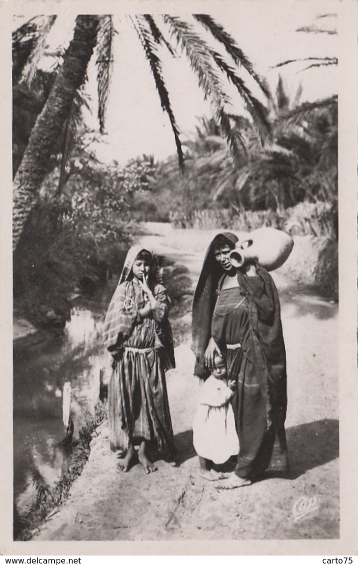 Algérie - Porteuses D'eau - Oasis - Scenes