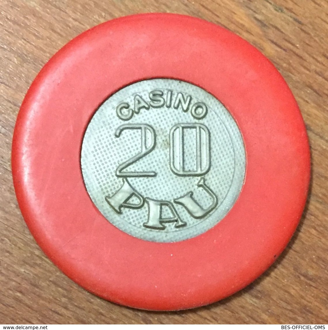 64 PAU CASINO JETON DE 20 FRANCS CHIP TOKEN COIN - Casino