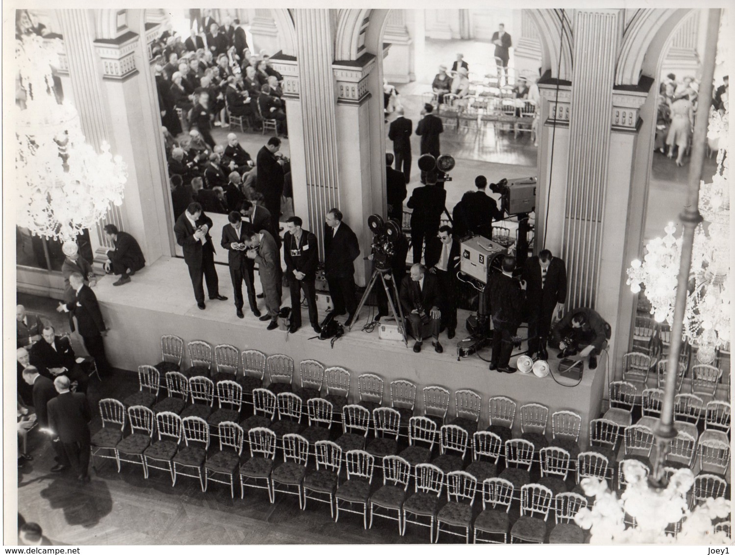 Photo Réception Du Président Eisenhower à L Hotel De Ville De Paris 2 Sept.1959 Format 18/24 - Beroemde Personen