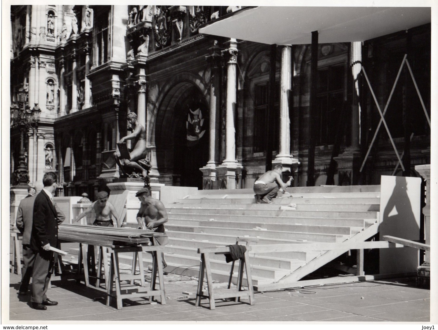 Photo Préparatif Réception Du Président Eisenhower à L Hotel De Ville De Paris 2 Sept.1959 Format 18/24 - Beroemde Personen