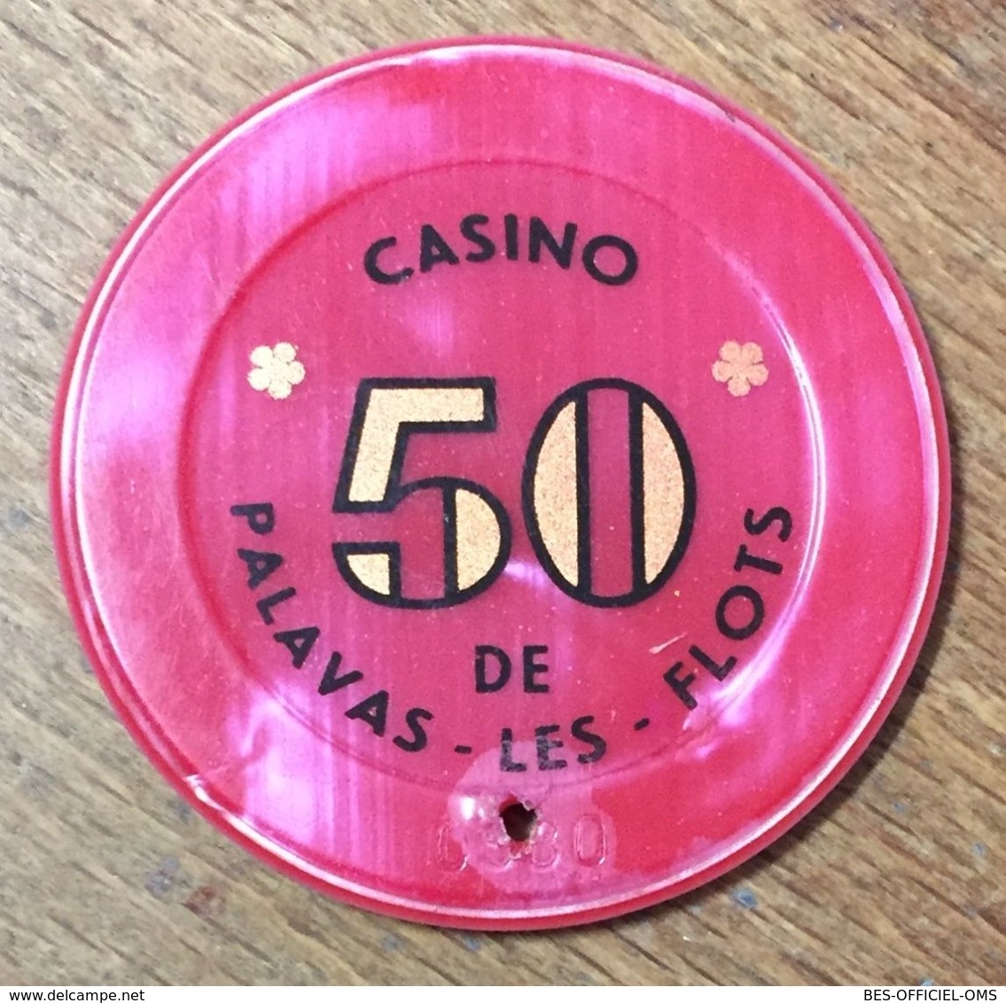 34 PALAVAS LES FLOTS CASINO JETON DE 50 FRANC N° 0980 TROUÉ CHIP TOKENS COINS - Casino