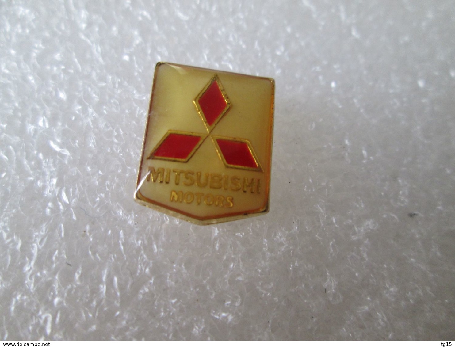 PIN'S   LOGO  MITSUBISHI  MOTORS - Mitsubishi