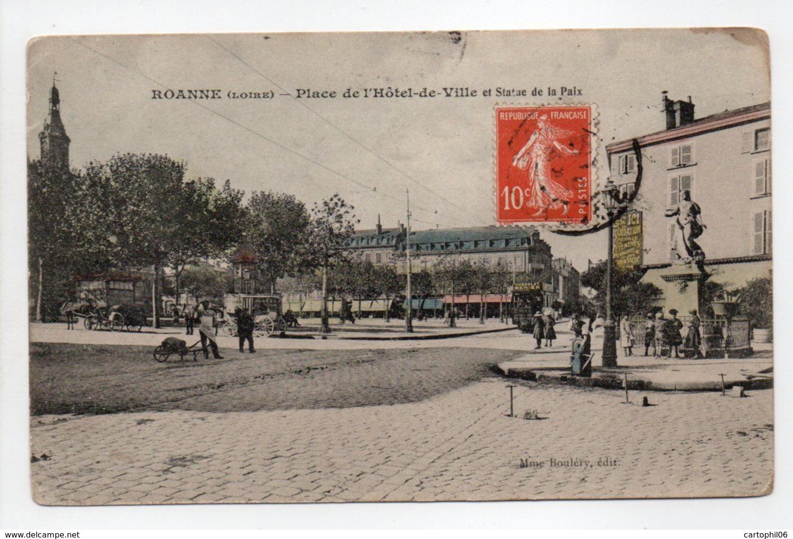 - CPA ROANNE (42) - Place De L'Hôtel-de-Ville Et Statue De La Paix - Edition Mme Bouléry - - Roanne