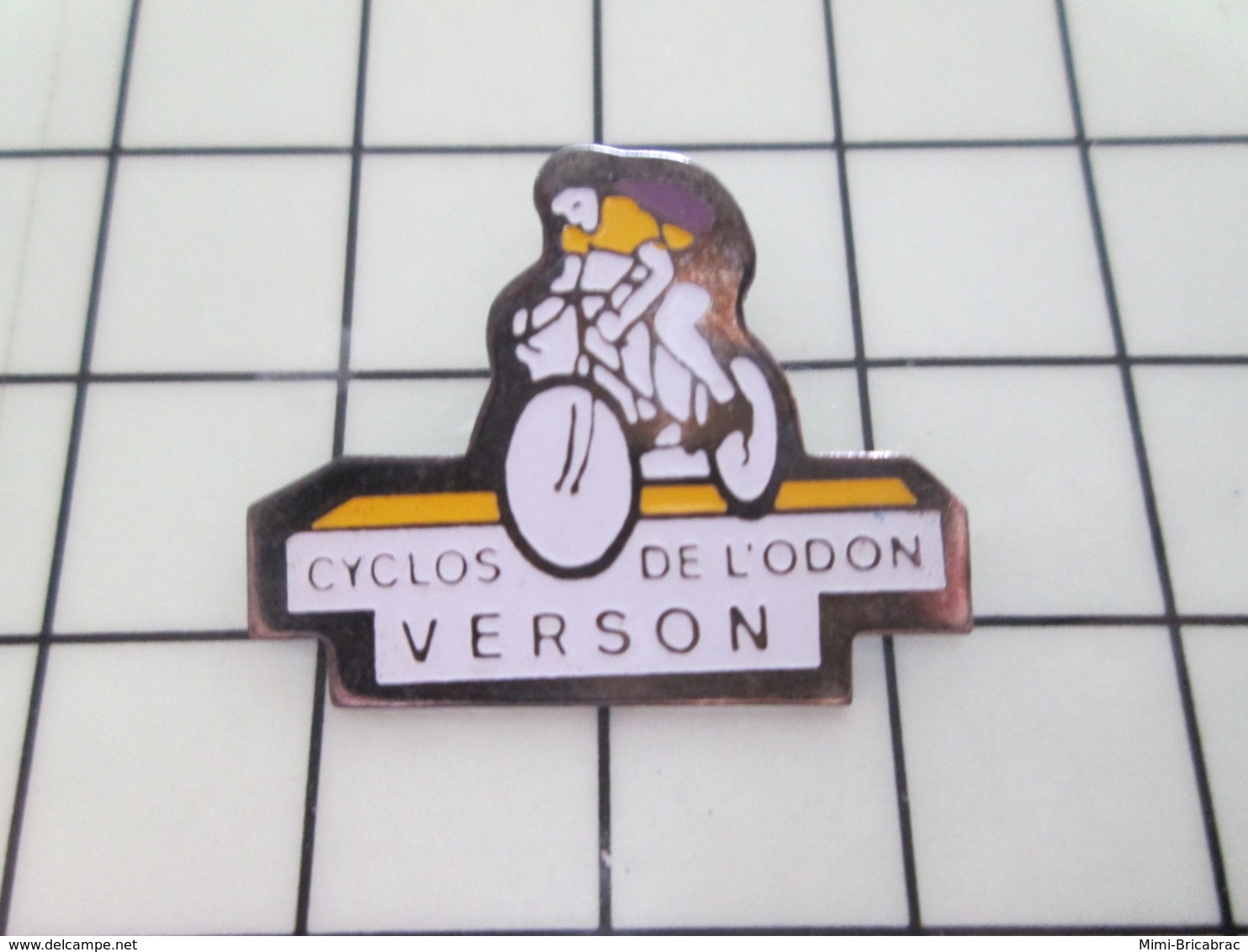 216b Pin's Pins / Beau Et Rare / THEME : SPORTS/ CYCLISME VELO LES CYCLOS DE L'ODON CLUB CALVADOS - Wielrennen