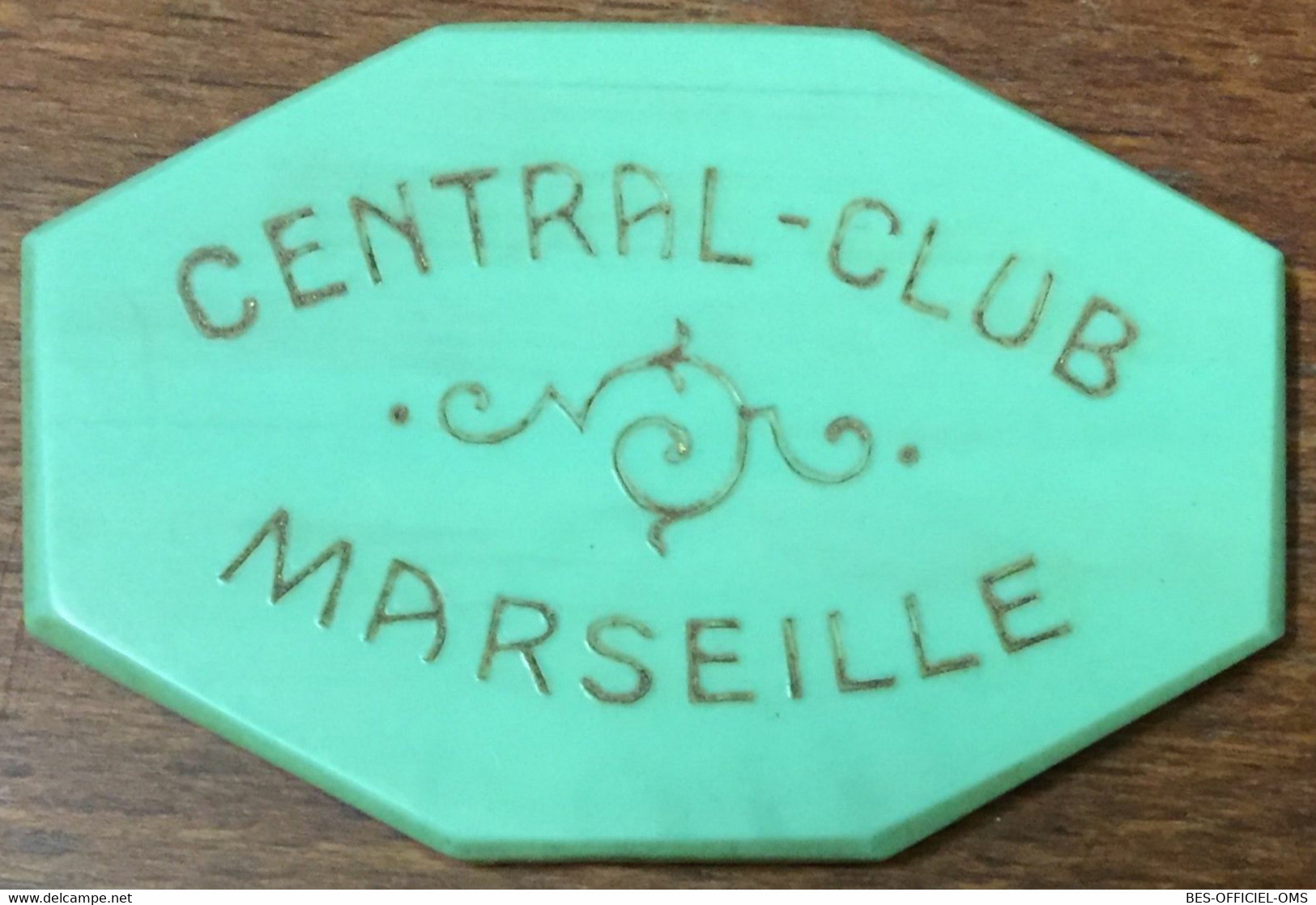 13 MARSEILLE CENTRAL CLUB PLAQUE DE CASINO DE 500 FRANCS N° 39 JETON CHIP TOKENS COINS GAMING - Casino