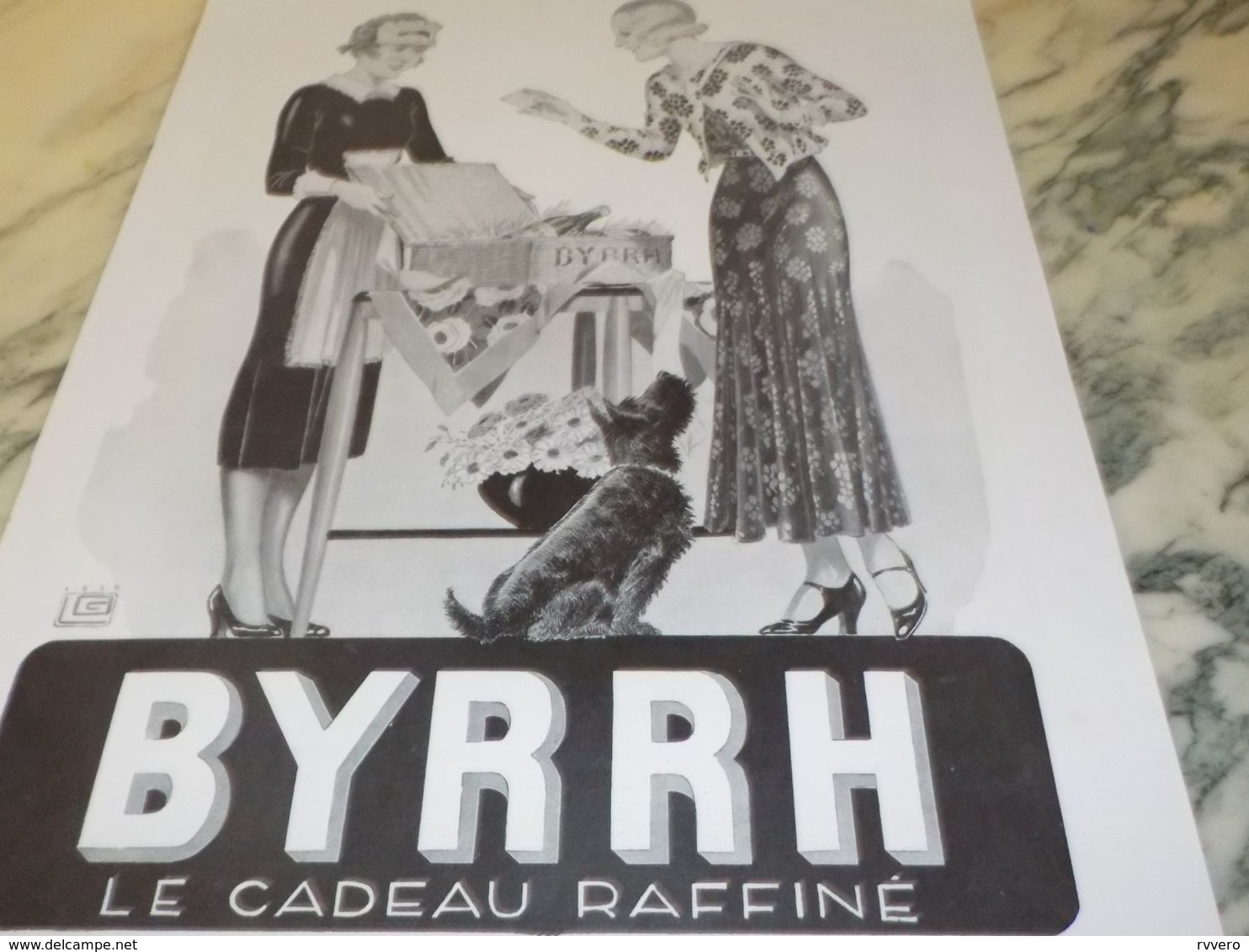 ANCIENNE PUBLICITE BYRRH UN CADEAU  1930 - Alcohols