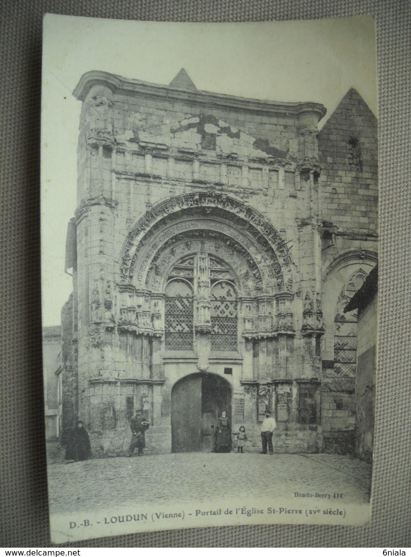 1993 Carte Postale    LOUDUN   PORTAIL De  L' Eglise St PIERRE   XVe Siècle                   87 Vienne - Loudun