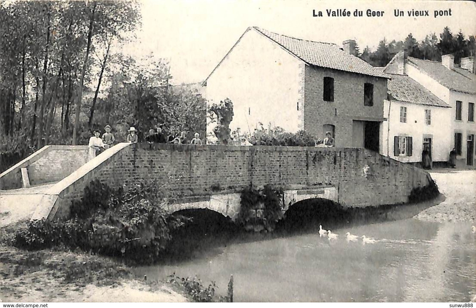 La Vallée Du Geer - Un Vieux Pont (animée, Librairie Olyff Hasselt) - Bassenge