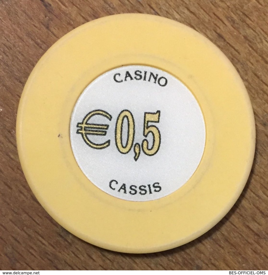 13 CASSIS CASINO JETON DE 0,5 EURO CHIP TOKENS COINS GAMING - Casino