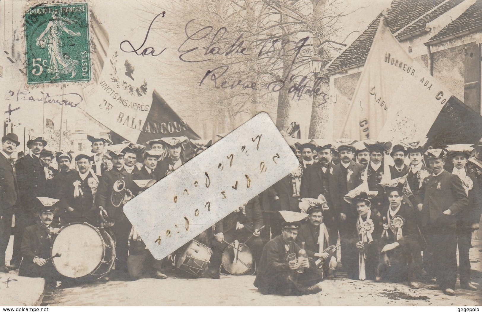 BALLANCOURT  -  Les Conscrits  De La Classe 1889  Posant En 1911      ( Carte Photo ) - Ballancourt Sur Essonne