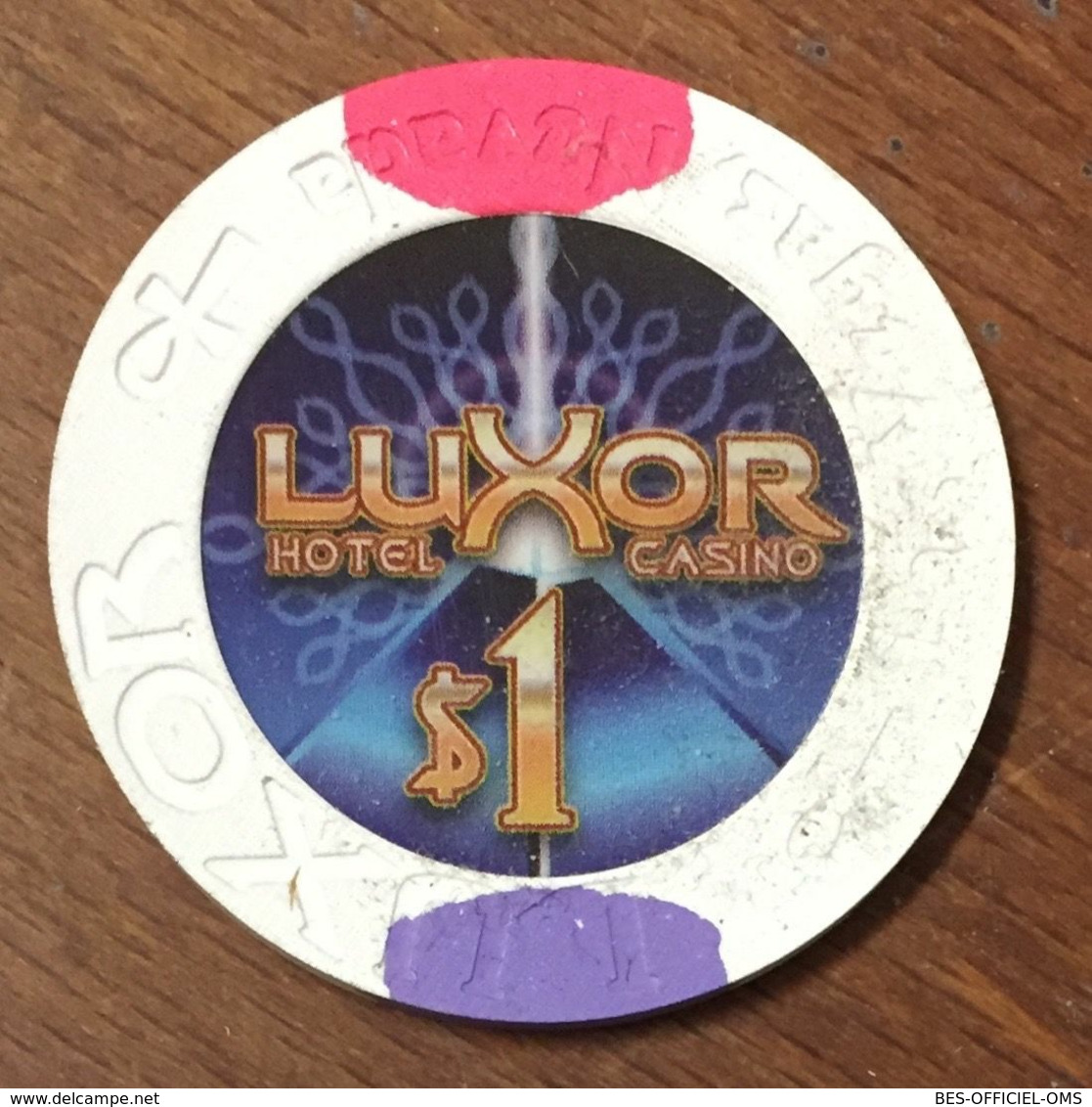 USA NEVADA LAS VEGAS LUXOR HOTEL CASINO CHIP $1 JETON TOKEN COIN - Casino