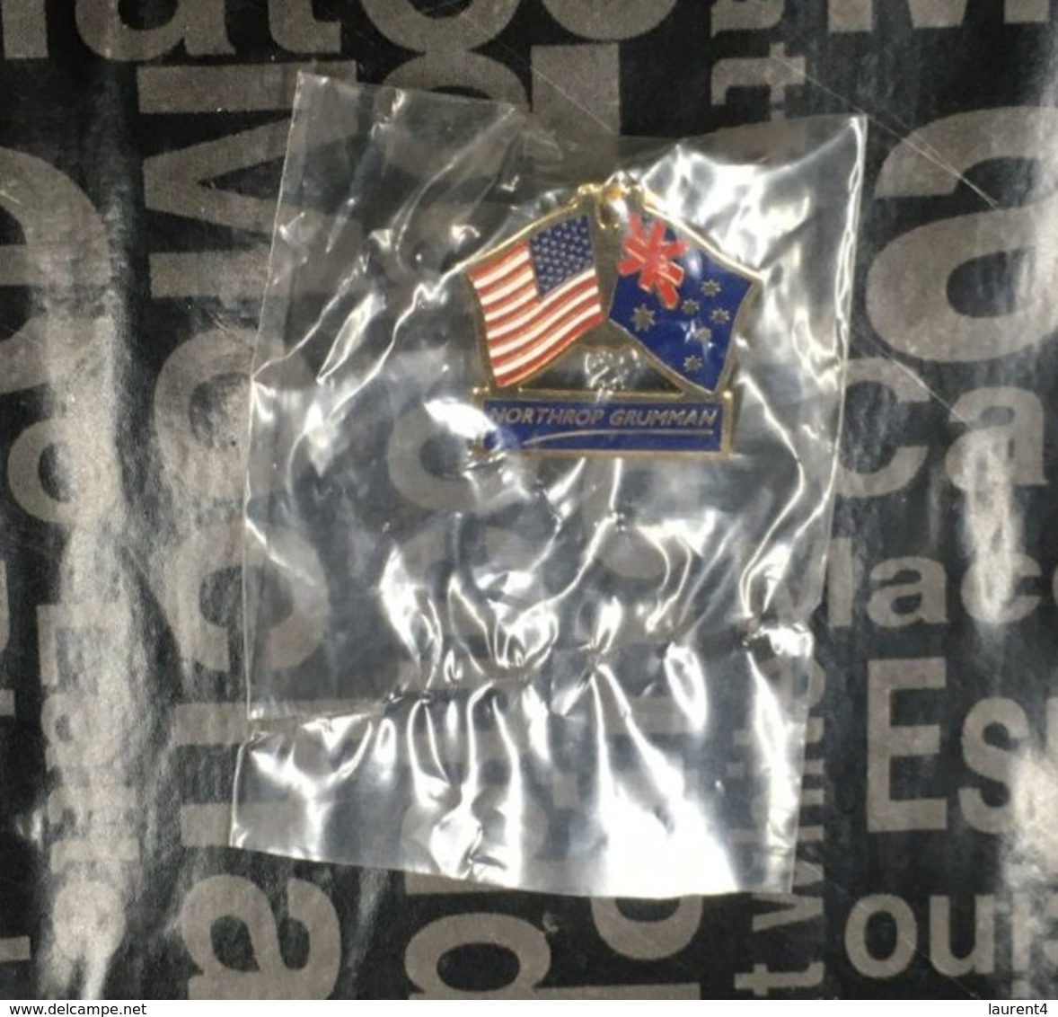 (Pins) Australia  - USA (nation's Friendship Pin With Northrop Grumman In Blue) - Militari