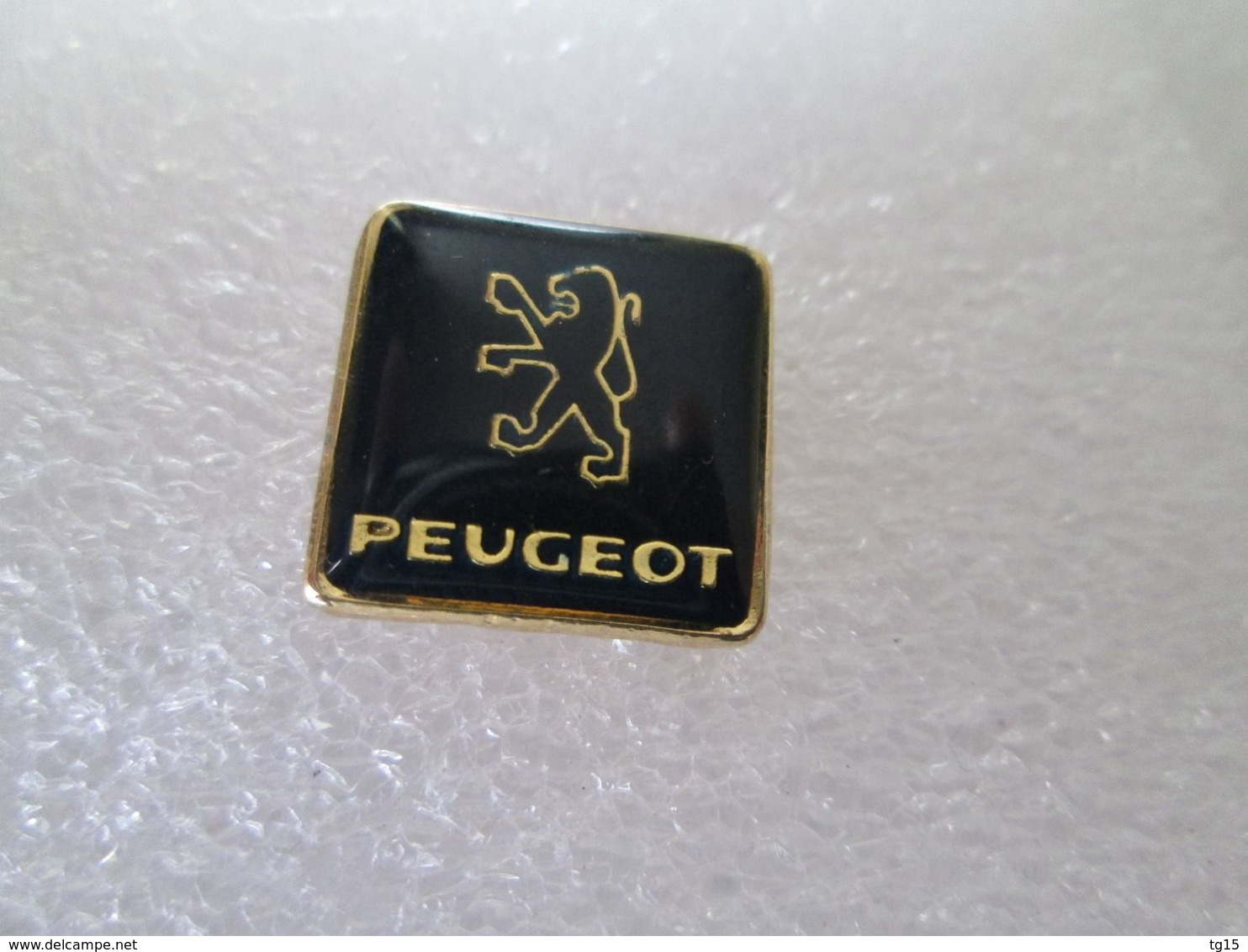 PIN'S     LOGO  PEUGEOT - Peugeot