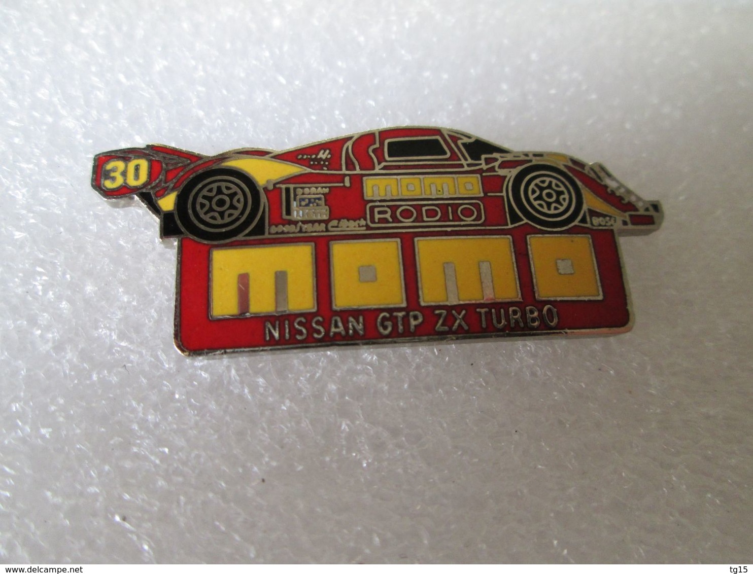 RARE TOP  PIN'S   NISSAN   GTP  ZX  TURBO  MOMO  RODIO LE MANS Email Grand Feu     MFS - Otros & Sin Clasificación