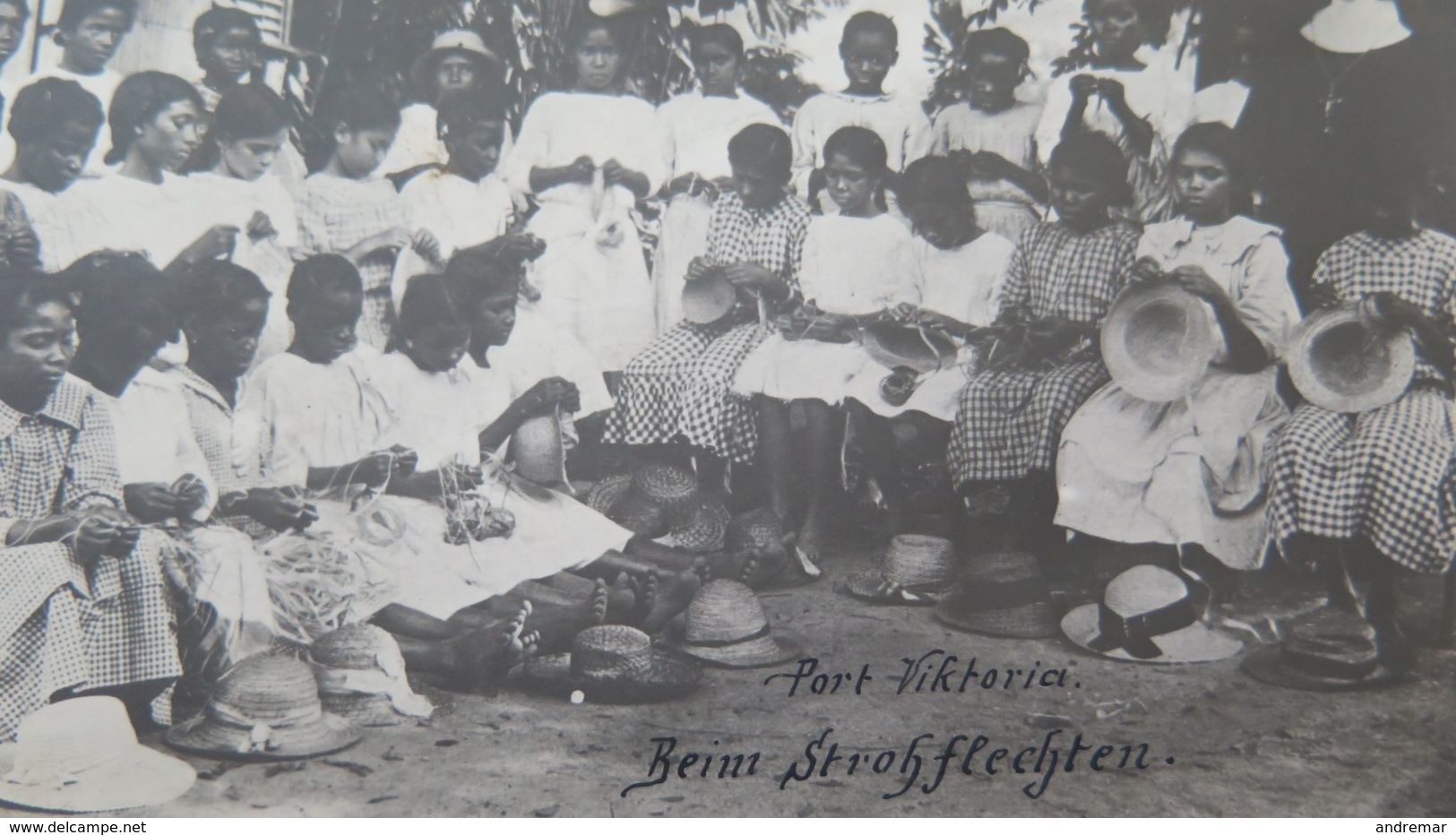 SEYCHELLES - SEYCHELLEN INSELN - MAHÉ - FILLES DE VICTORIA ... - RPPC - Seychelles