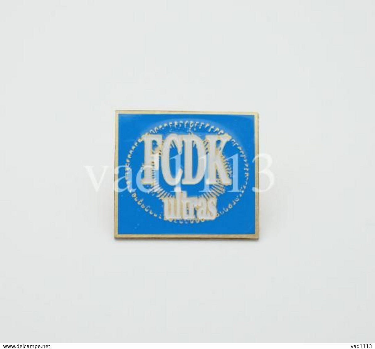 Badge Pin: European Football  ULTRAS, FANS -  FC Dynamo Kyiv Ukraine - Fútbol