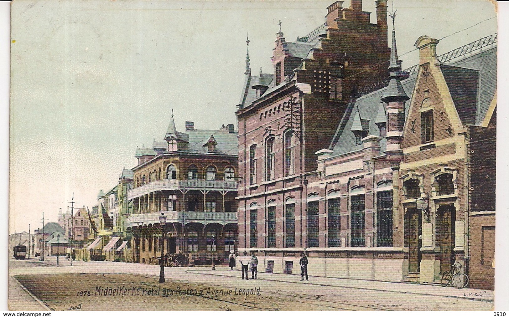 MIDDELKERKE "AVENUE LEOPOLD-HOTEL DES POSTES-TRAM"AQUA PHOTO N°1978 - Middelkerke