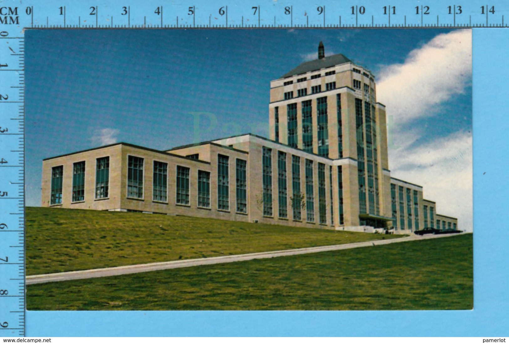 Postcard - Newfoundland - St-John's The Confederation Building, Provincial Government - Canada - St. John's