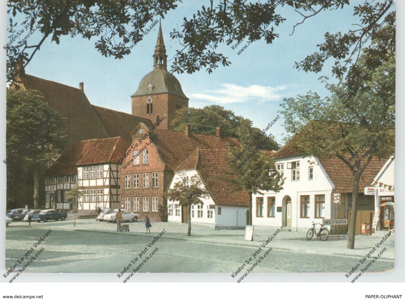 2448 BURG / Fehmarn, Blick Zur Kirche, Oldtimer - Fehmarn