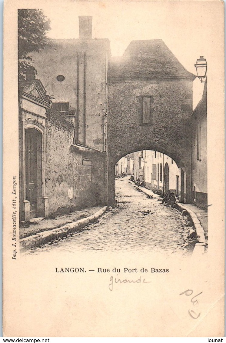 33 LANGON - Rue Du Port De Bazas (pliée Coin)    * - Langon
