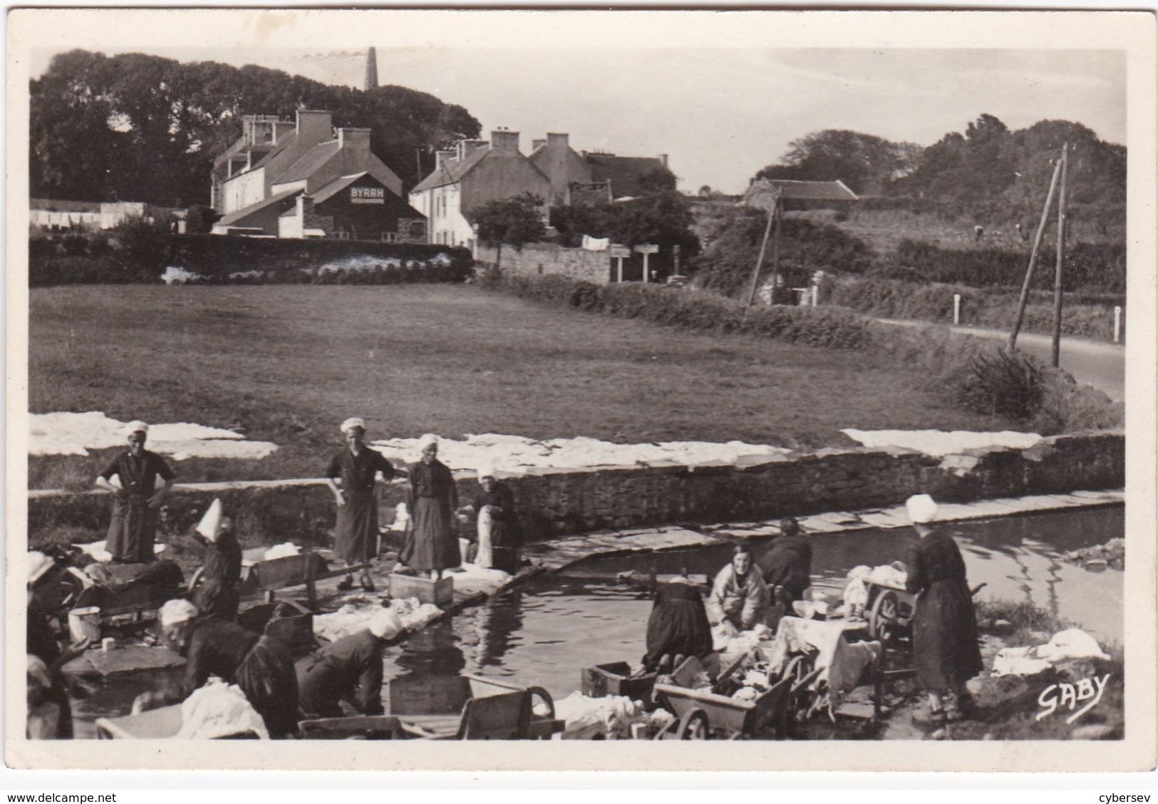 PLOUDALMEZEAU - Lavoir Et Lavandières - Ploudalmézeau