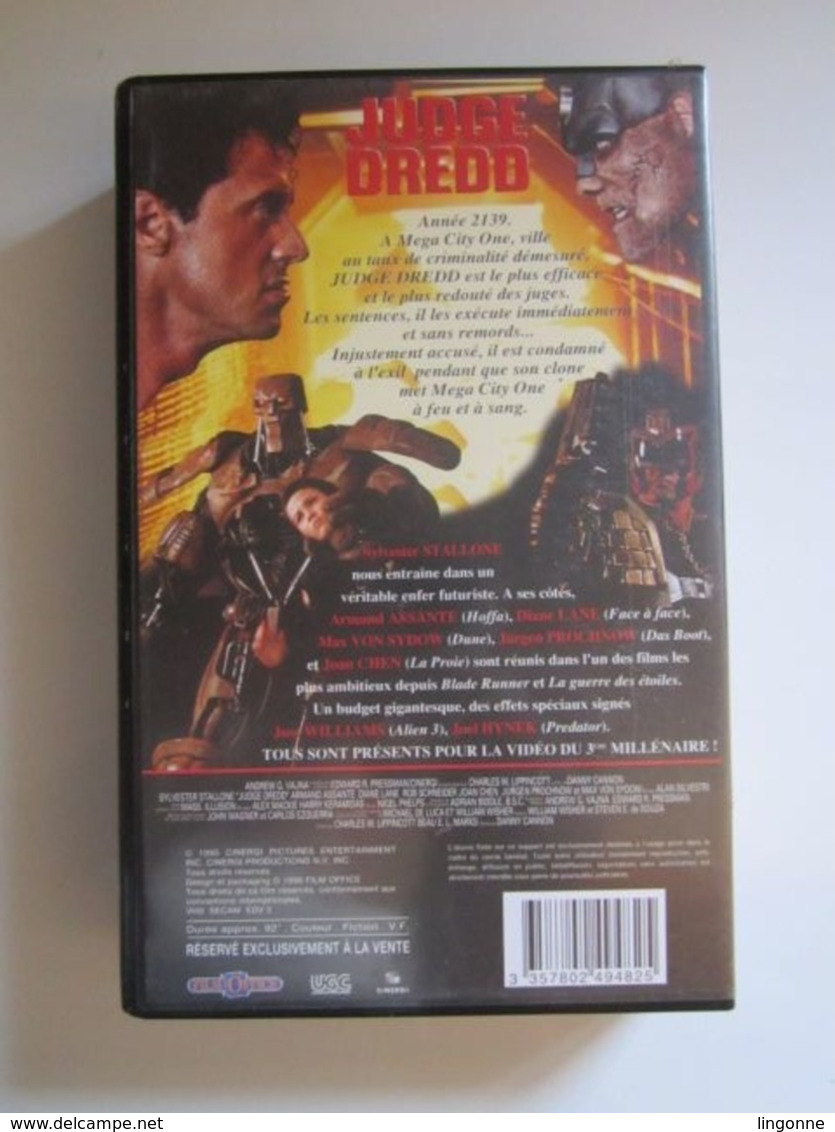 CASSETTE VIDEO VHS JUDGE DREDD STALLONE IL EST LA LOI - Fantascienza E Fanstasy