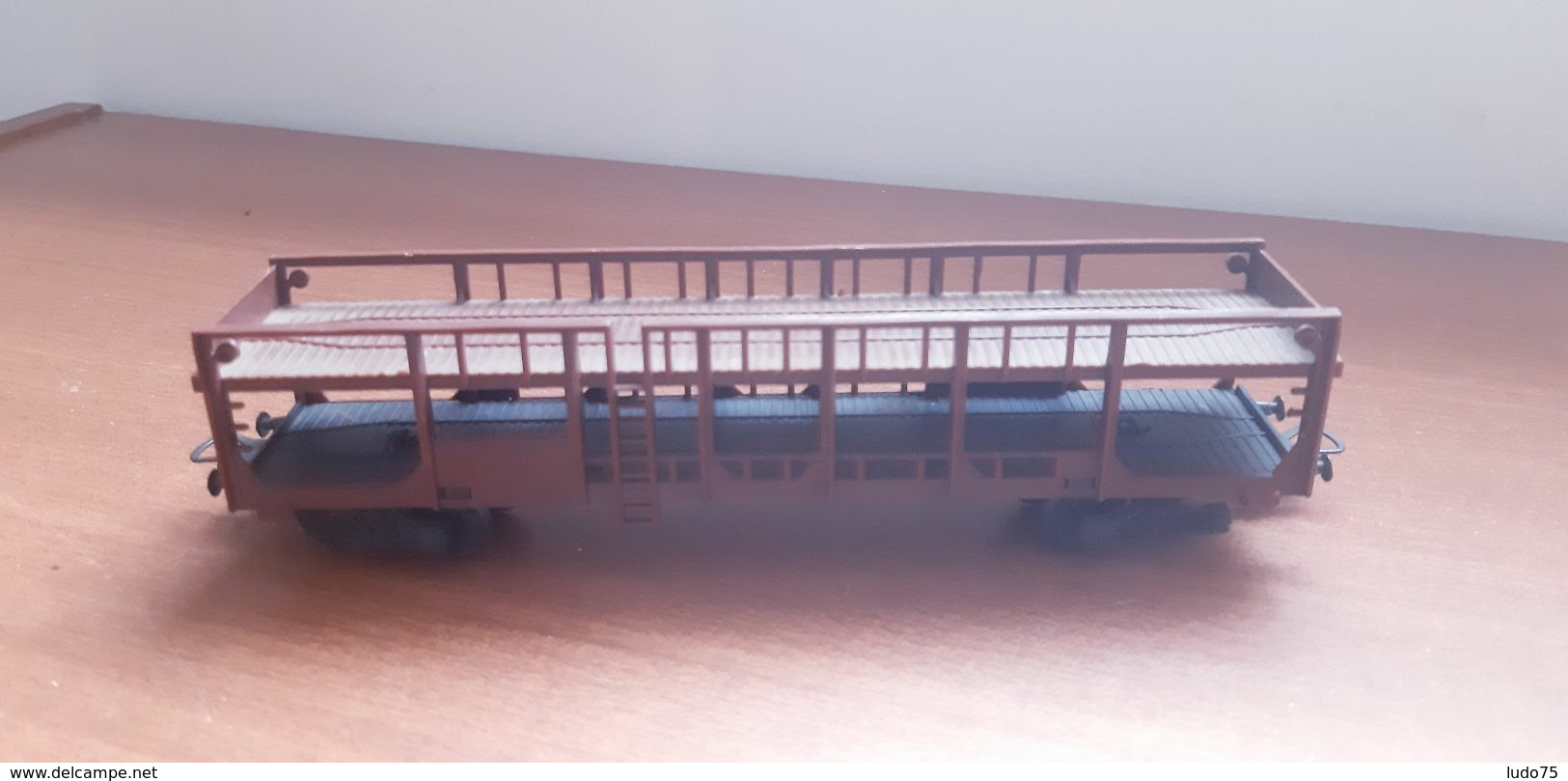 Wagon Porte Autos / LIMA 1:87/HO - Güterwaggons