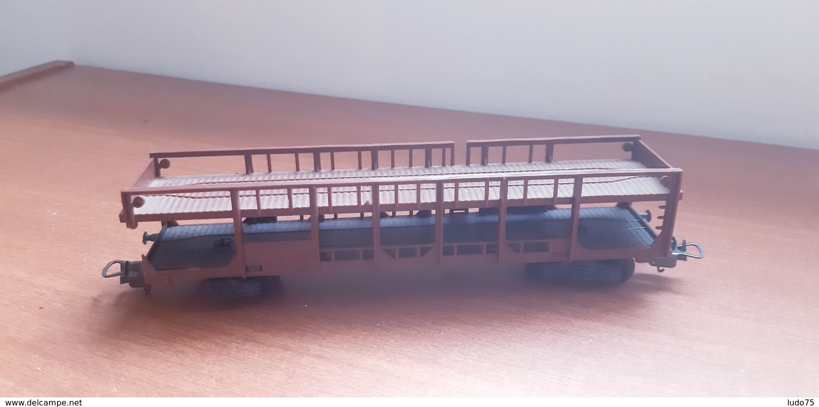 Wagon Porte Autos / LIMA 1:87/HO - Güterwaggons