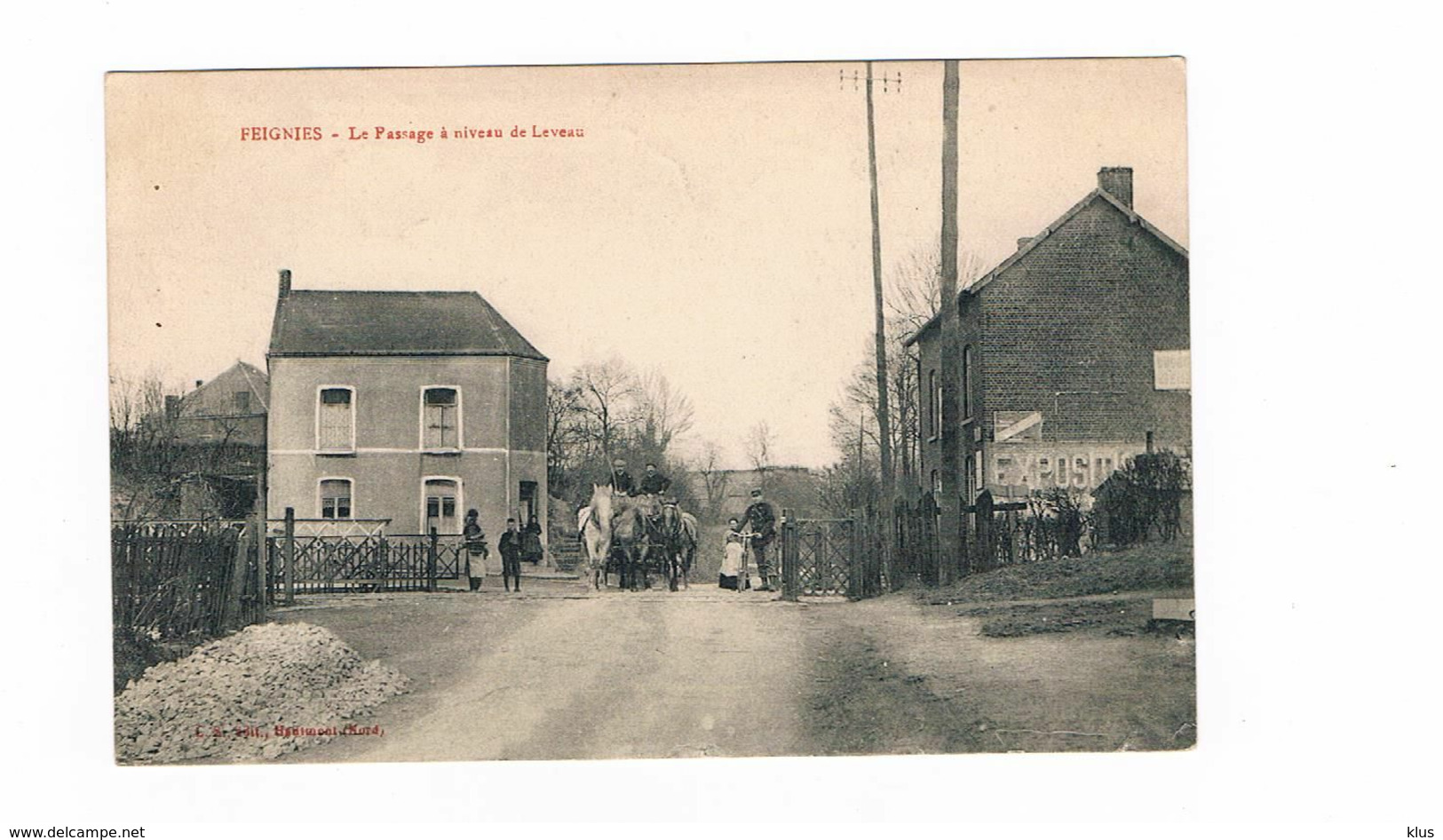 FEIGNIES Le Passage à Niveau De Leveau Avec Attelage De Chevaux Animation Top Carte - Feignies