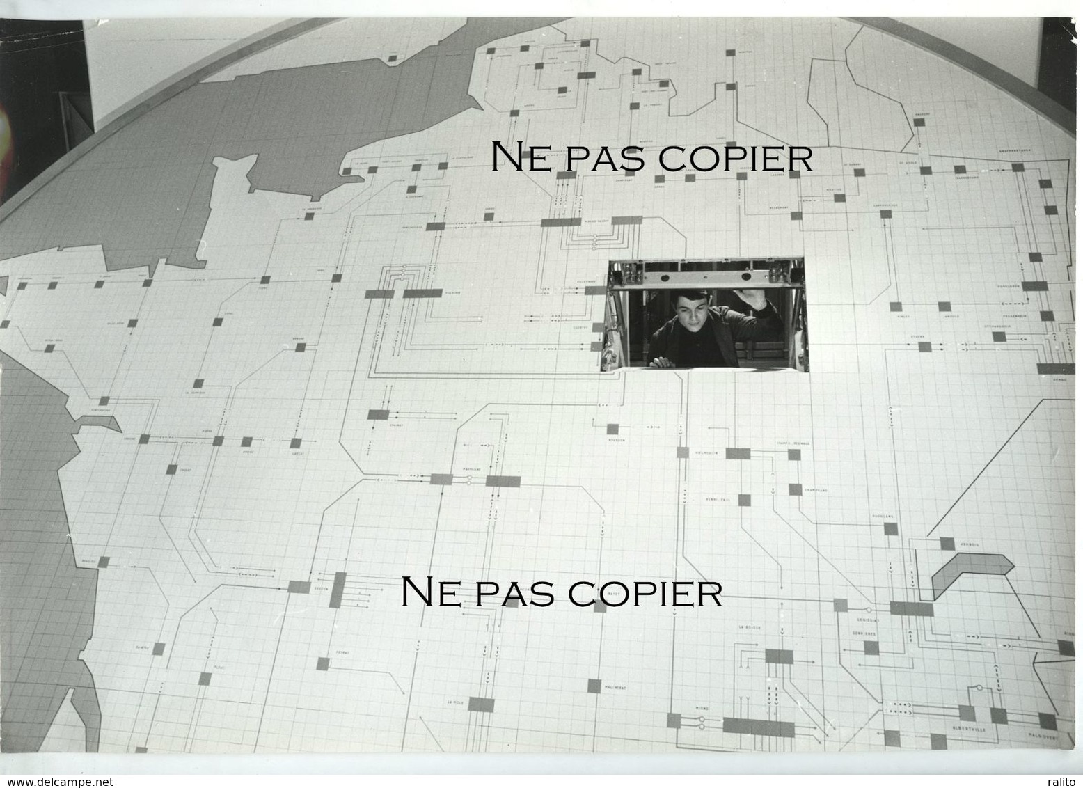 Dispositif E.D.F. Photo Par Hervé GLOAGUEN 1966 Grande épreuve - Other & Unclassified