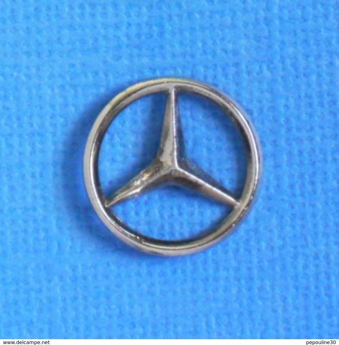 1 PIN'S //  ** LOGO / MERCEDES-BENZ ** - Mercedes