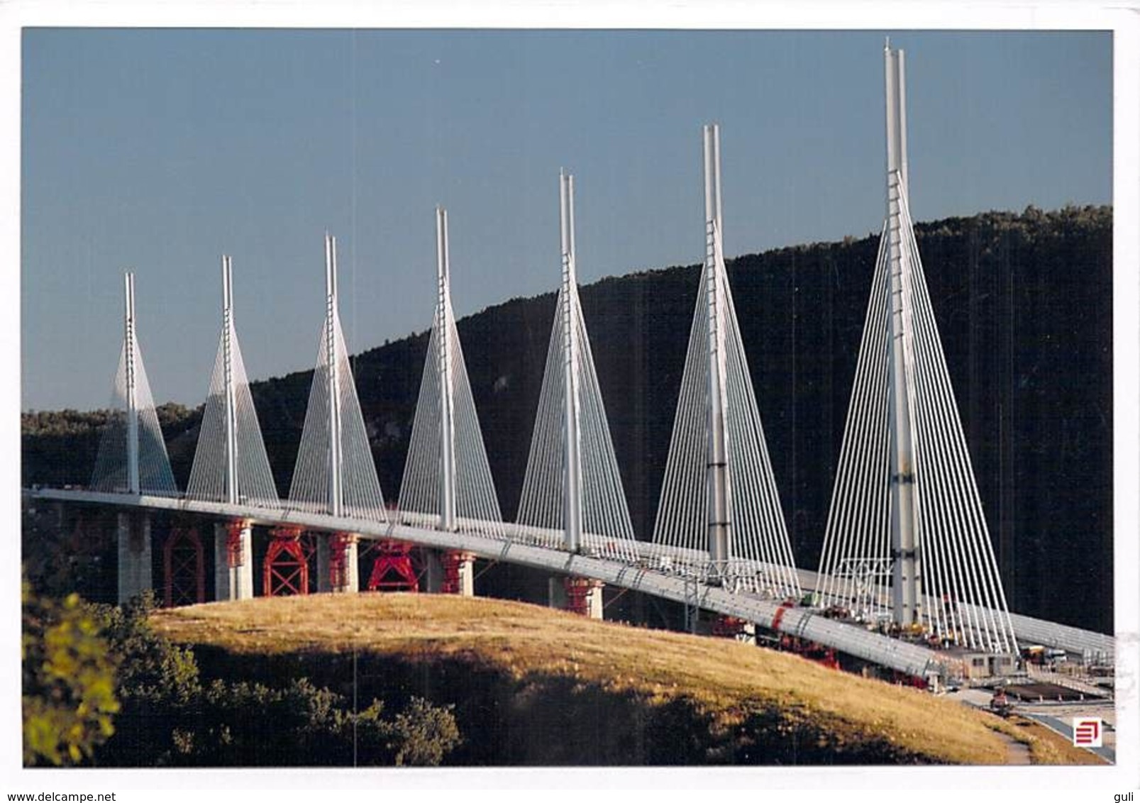 [12] Aveyron > Millau - CPM Photo  VIADUC De  MILLAU Designer Foster Photo Daniel Jamme *PRIX FIXE. - Millau